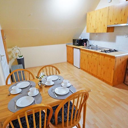 Apartman Brigitte Buekfuerdo Ngoại thất bức ảnh