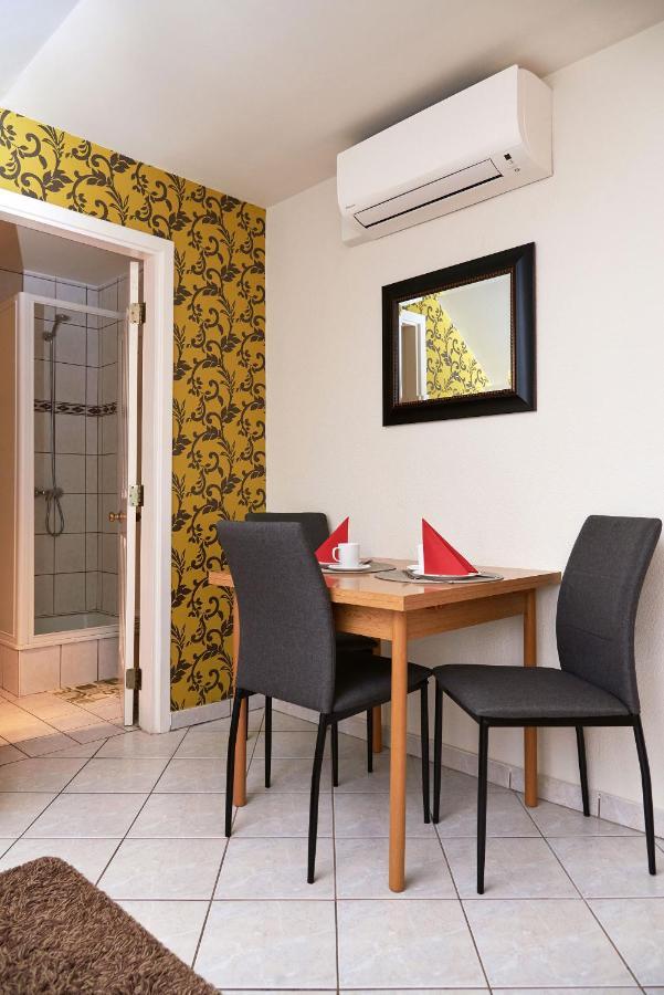 Apartman Brigitte Buekfuerdo Ngoại thất bức ảnh