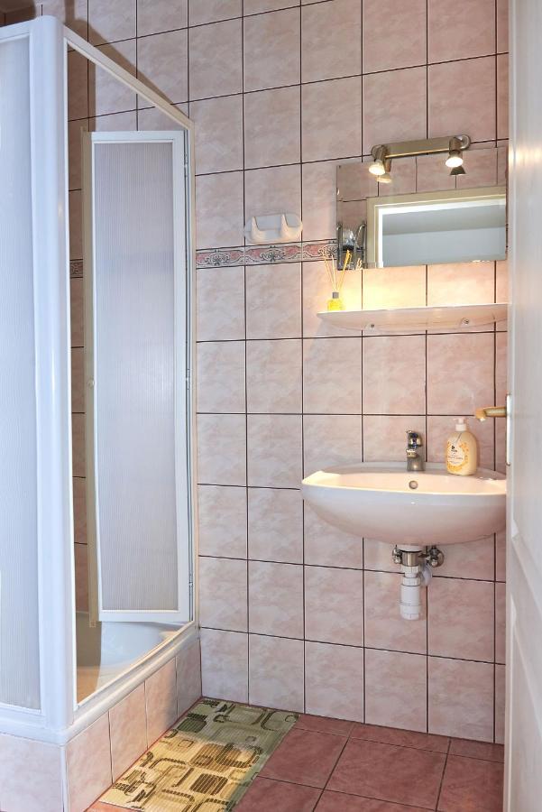 Apartman Brigitte Buekfuerdo Ngoại thất bức ảnh